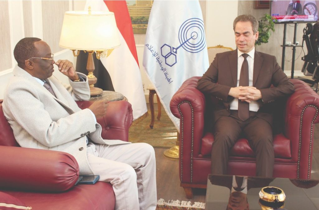 رئيس اتحاد التلفزة الخاصة الإفريقية يلتقي رئيس الهيئة الوطنية للإعلام في مصر لبحث آفاق التعاون&nbsp;المشترك